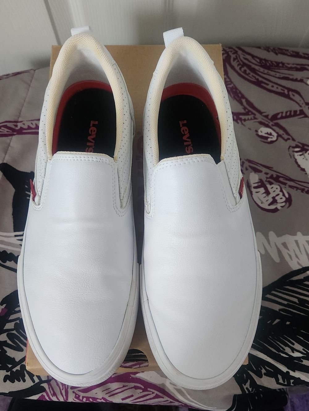 Levi's White Slip-On Casual Sneakers